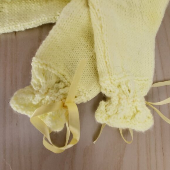 Hand Knit Baby Set - Picture 6 of 6